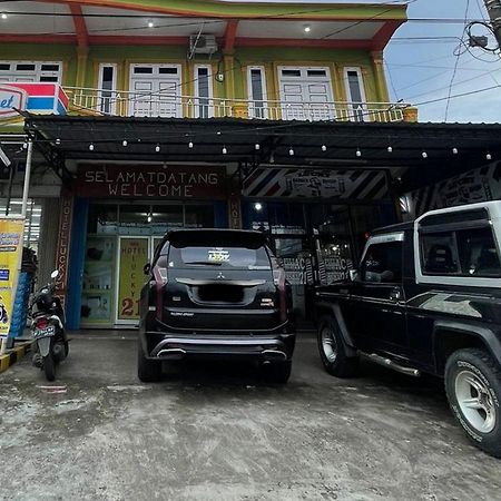 Hotel Lucky 21 Syariah Mitra Reddoorz Lubuklinggau Экстерьер фото